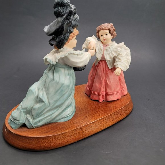 Maud Humphrey A Pleasure to Meet You Two Girls Limited Edition Figurine PD012 - Picture 3 of 7